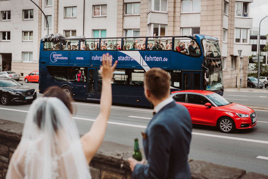 Hochzeit In Essen Gaeste Bus tour Stadttour gute Idee Ruhrgebiet Stadtrundfahrten 01