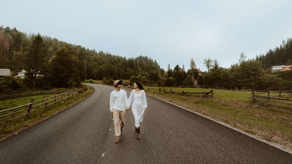 abenteuer paarshooting outdoor coole paerchenfotos fotograf