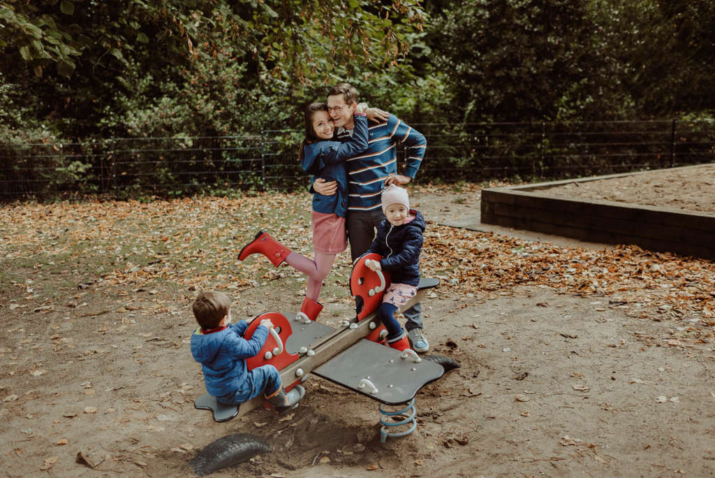 Familie mit Kindern Fotos in Koeln im Herbst