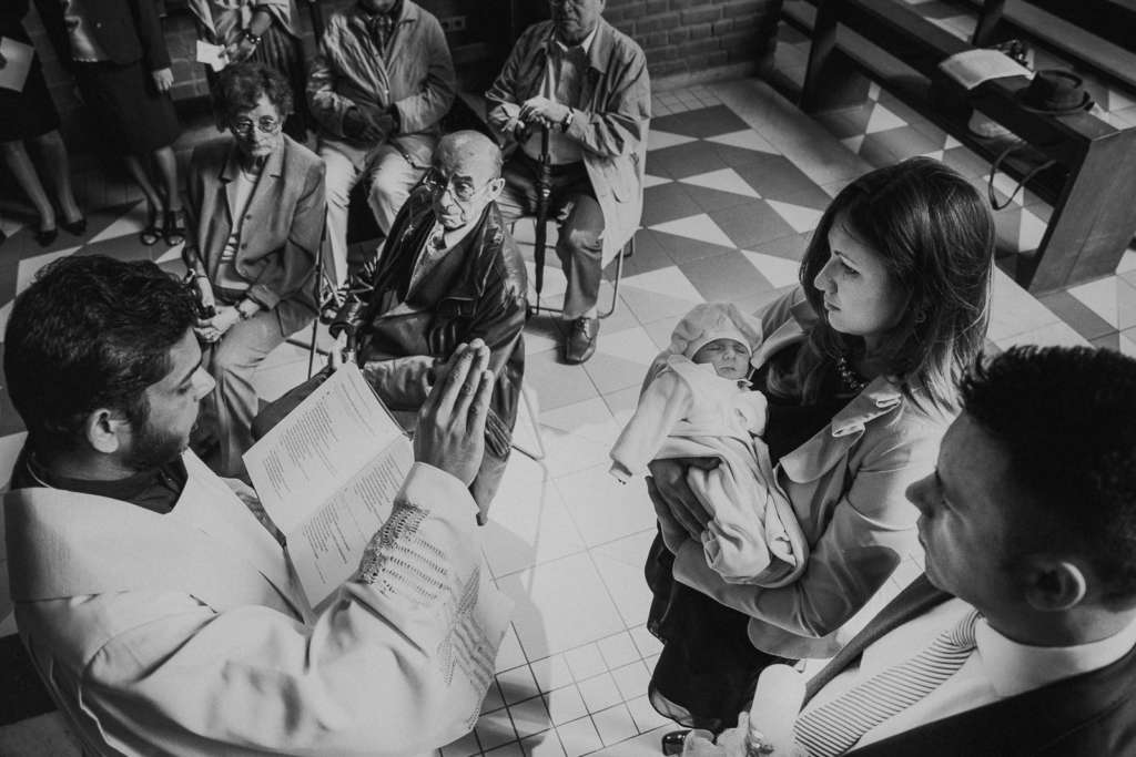 Fotograf Taufe Fotos Evangelische Taufe Duesseldorf Lierenfeld St Michael 1600 60 10