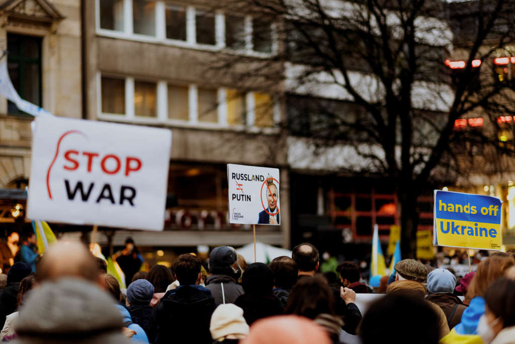 Duesseldorf Demo Ukraine 24.02.2022 Schadowplatz photo Jan Breitmeier 24