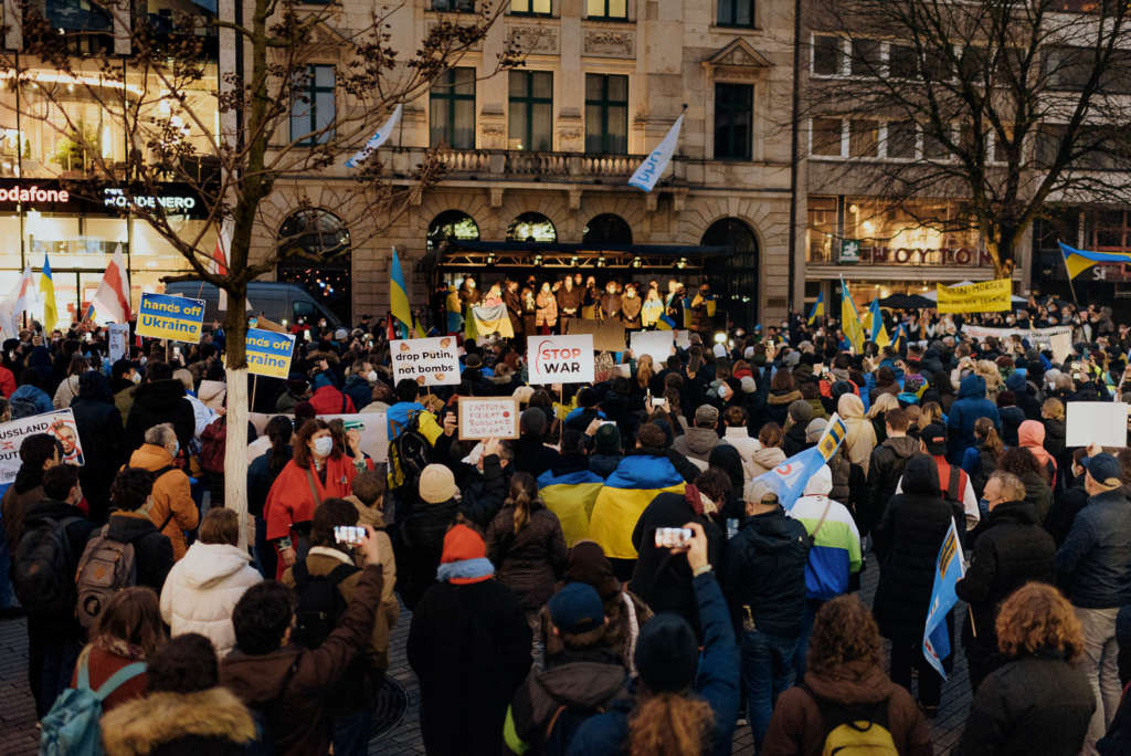Duesseldorf Demo Ukraine 24.02.2022 Schadowplatz photo Jan Breitmeier 47
