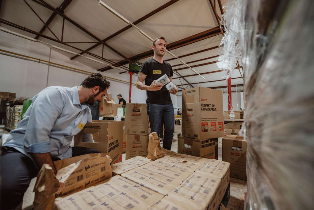 humanity help ukraine 01 05 2022 cologne Blau Gelbes Kreuz e V and MARKIT bebright photography 005