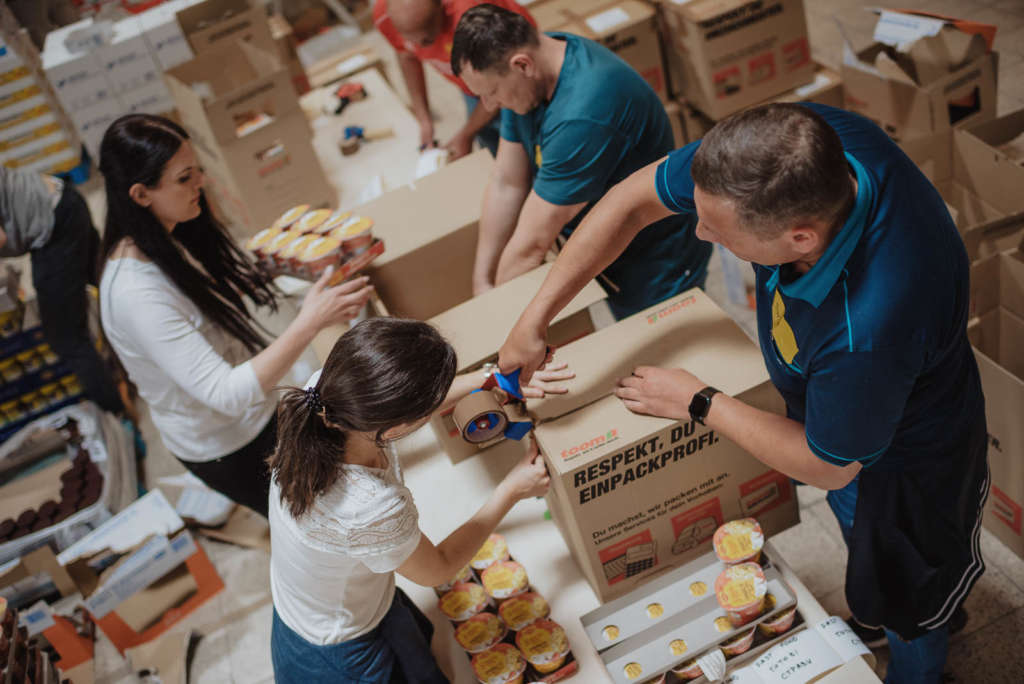 humanity help ukraine 01 05 2022 cologne Blau Gelbes Kreuz e V and MARKIT bebright photography 028