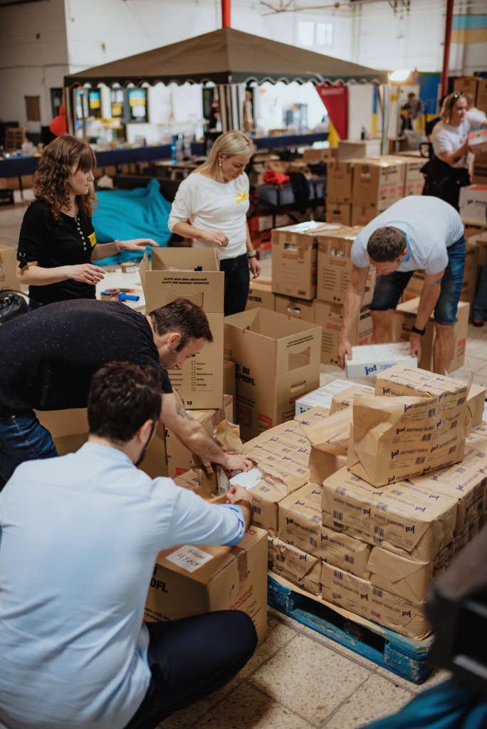 humanity help ukraine 01 05 2022 cologne Blau Gelbes Kreuz e V and MARKIT bebright photography 036