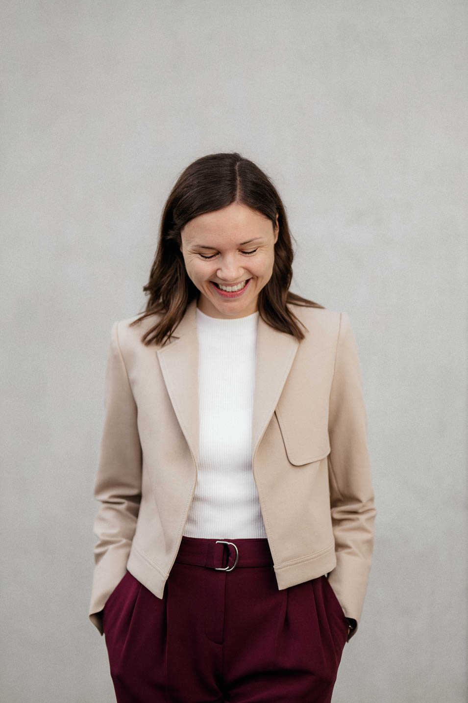 Business Fotos Duesseldorf Medienhafen Fotograf Xing Linkedin Bewerbung Lebenslauf Personal Brand 06